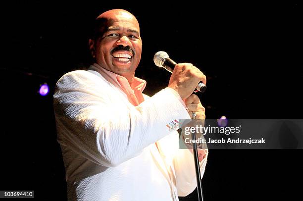 Steve Harvey hosts at the Mandalay Bay Events Center on August 27, 2010 in Las Vegas, Nevada.