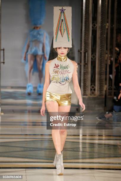 Lilyella Zender walks the runway at the Pam Hogg Show during London Fashion Week September 2018 at XXXX on September 14, 2018 in London, England.