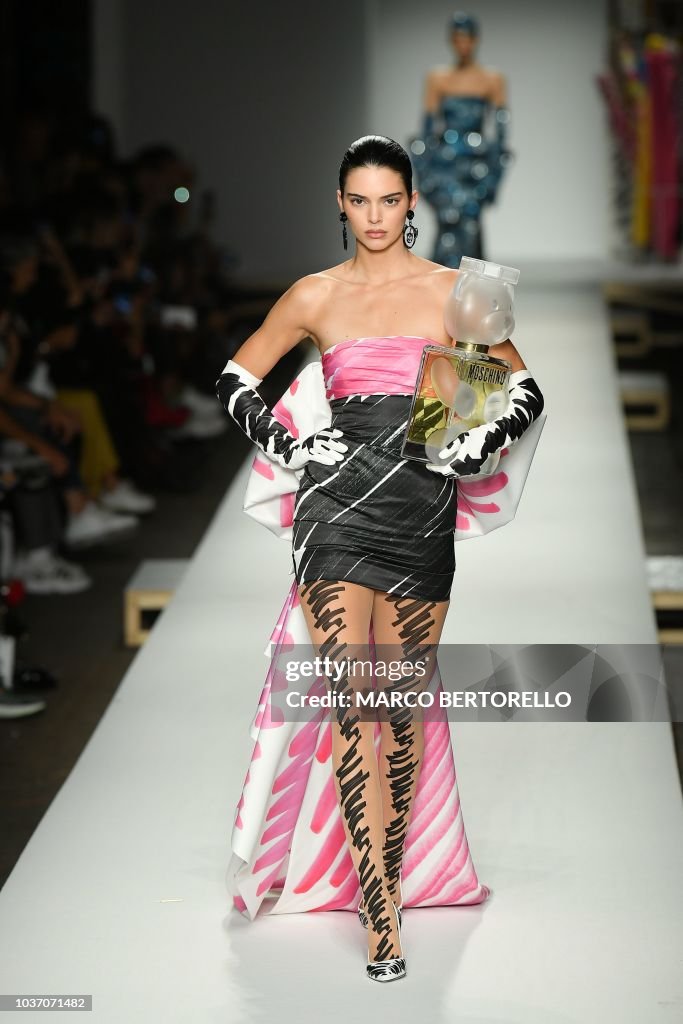 FASHION-ITALY-WOMEN-MOSCHINO