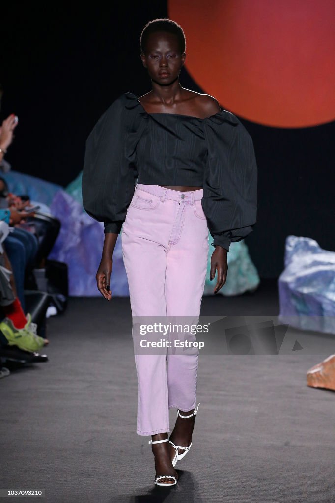 Ashley Williams - Runway - LFW September 2018