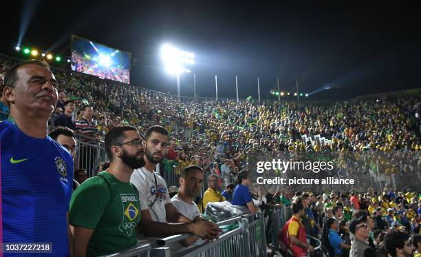 General view of the stadium crowded with a lot of spectators during the Women's Beach Volleyball Final between Ludwig / Walkenhorst of Germany and...