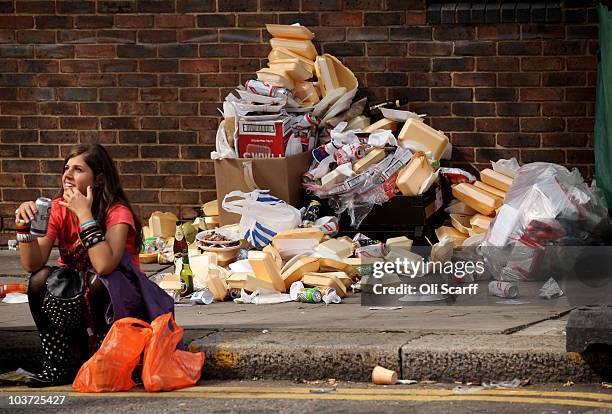 Discarded takeaway food packaging accumulates adjacent to food stalls at the Notting Hill Carnival on August 30, 2010 in London, England. Over 1...