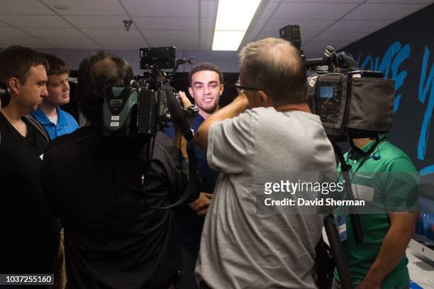 Tyus Jones of the Minnesota Timberwolves, in partnership with TCL, Principal Tami Staloch-Schultz and Apple Valley, MN Mayor Mary Hamann-Roland...