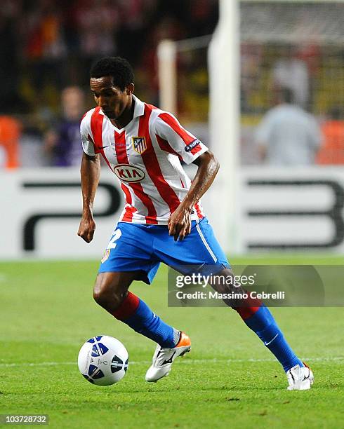 Paulo Assuncao of Atletico de Madrid in action during the UEFA Super Cup match between FC Inter Milan and Atletico de Madrid at Louis II Stadium on...