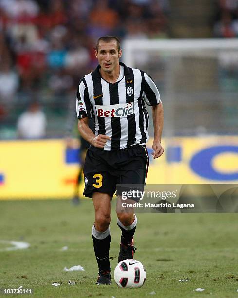 Giorgio Chiellini of Juventus FC during the Serie A match between Bari and Juventus at Stadio San Nicola on August 29, 2010 in Bari, Italy.