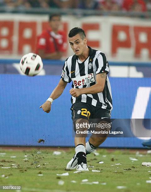 Davide Lanzafame of Juventus FC during the Serie A match between Bari and Juventus at Stadio San Nicola on August 29, 2010 in Bari, Italy.