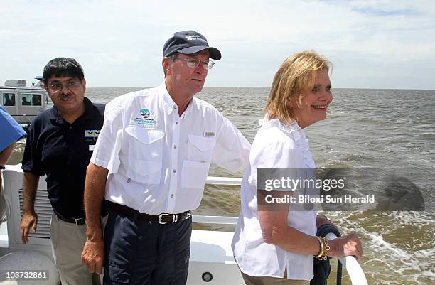 Mahbob Solangi 136 Institute For Marine Mammal Studies Stock Photos, High-Res Pictures ...