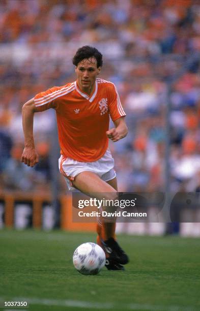 Marco Van Basten of Holland in action during the European Championship Qualifier against Hungary. Holland won the game 2-0. \ Mandatory Credit: Dave...