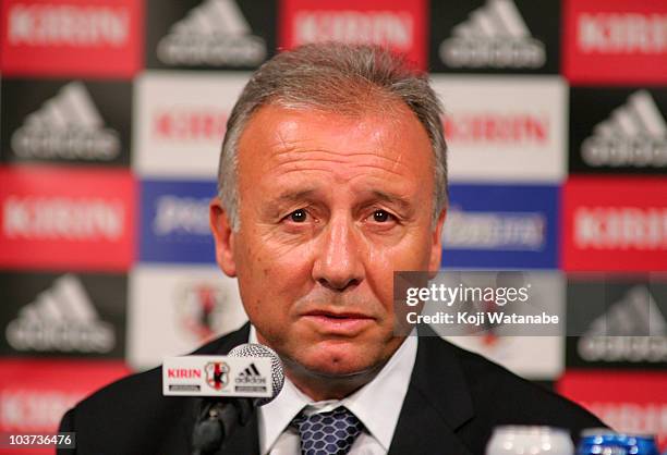 Newly appointed Japanese national team coach Alberto Zaccheroni speaks during a press conference at Tokyo Prince Hotel on August 31, 2010 in Tokyo,...