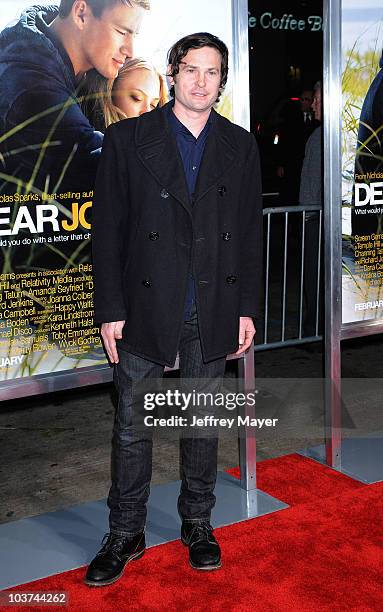 Actor Henry Thomas arrives at the "Dear John" Premiere at Grauman's Chinese Theatre on February 1, 2010 in Hollywood, California.