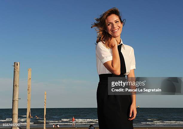 Actress Isabella Ragonese attends the Festival Host Isabella Ragonese Photocall during the 67th Venice Film Festival on August 31, 2010 in Venice,...