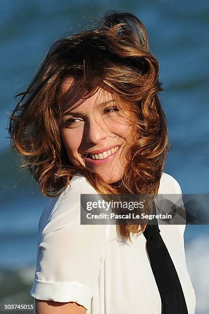 Actress Isabella Ragonese attends the Festival Host Isabella Ragonese Photocall during the 67th Venice Film Festival on August 31, 2010 in Venice,...