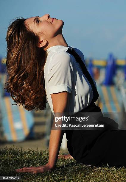 Actress Isabella Ragonese attends the Festival Host Isabella Ragonese Photocall during the 67th Venice Film Festival on August 31, 2010 in Venice,...