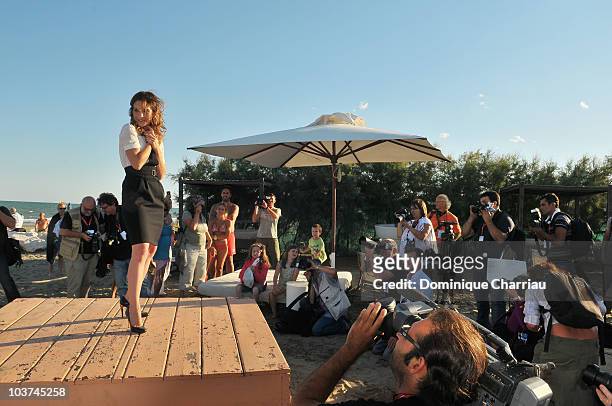 Actress Isabella Ragonese attends the Festival Host Isabella Ragonese Photocall during the 67th Venice Film Festival on August 31, 2010 in Venice,...