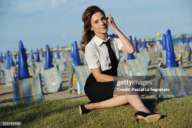 Actress Isabella Ragonese attends the Festival Host Isabella Ragonese Photocall during the 67th Venice Film Festival on August 31, 2010 in Venice,...