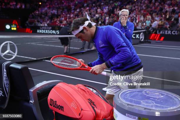 Federer Rachet 39 Racquet Club Of Chicago Stock Photos, High-Res Pictures, and Images ...