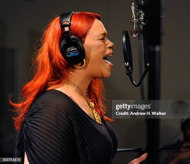 Faith Rapper Faith Evans Visits Sirius Xm Photos and Premium High Res Pictures ...