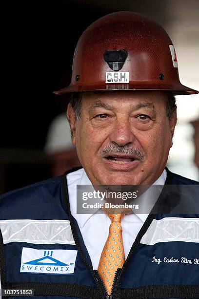 Mexican billionaire Carlos Slim speaks during a tour of his Plaza Carso real estate development in Mexico City, Mexico, on Tuesday, Aug. 31, 2010....