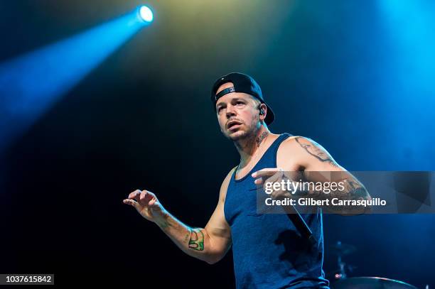 X13 Rapper Calle 13 In Concert Photos and Premium High Res Pictures - Getty Images