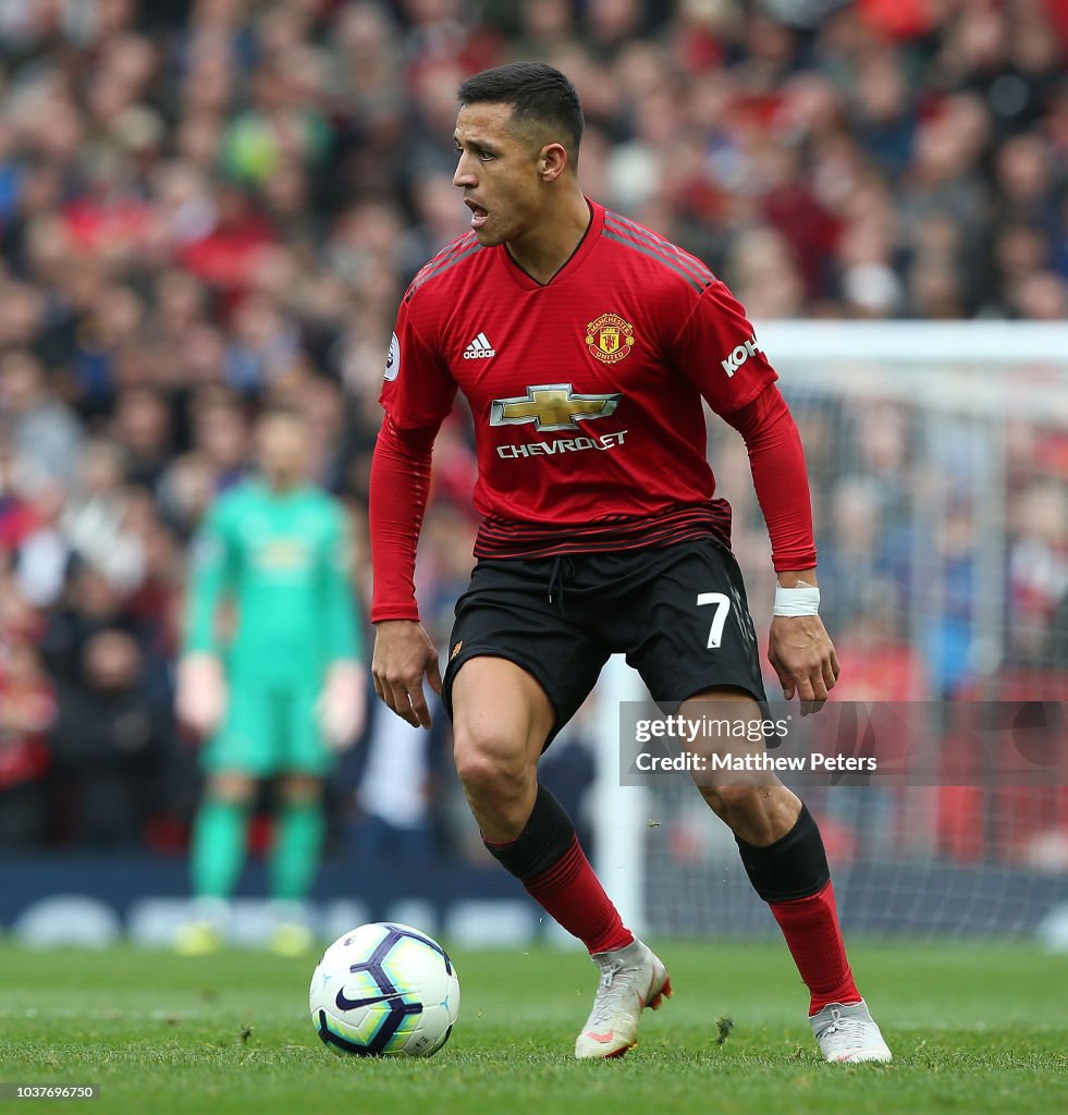 Manchester United v Wolverhampton Wanderers - Premier League