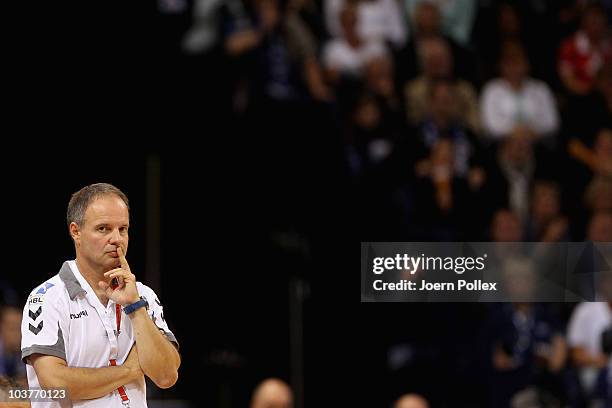 Head coach Jens Pfaender of Ahlen-Hamm gestures during the Toyota Handball Bundesliga match between HSV Hamburg and HSG Ahlen-Hamm at the o2 World...