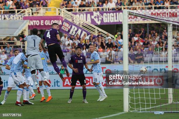 Nikola Milenkovic of ACF Fiorentina scores a goal during the Serie A match between ACF Fiorentina and SPAL at Stadio Artemio Franchi on September 22,...