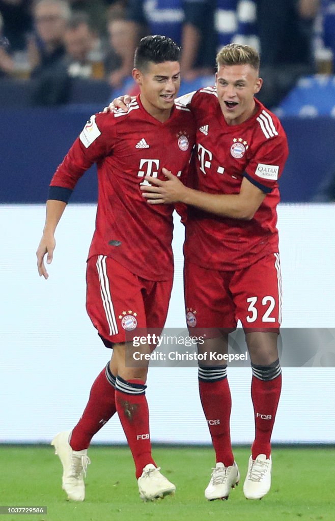 FC Schalke 04 v FC Bayern Muenchen - Bundesliga