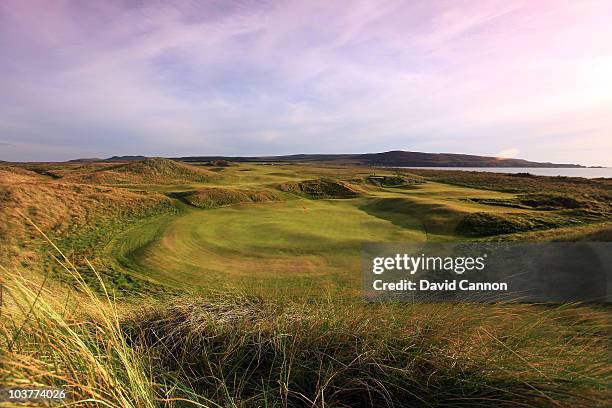 The green on the 395 yards par 4, 7th hole 'Scot's Maiden' at The Machrie Hotel and Golf Links on August 31, 2010 in Machrie, on the Island of Islay,...