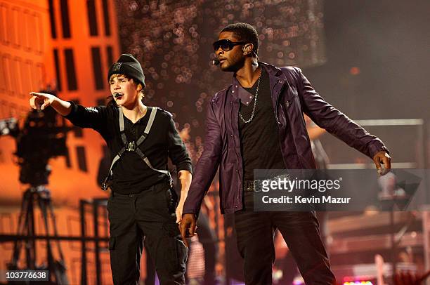 Justin Bieber and Usher perform at Madison Square Garden on August 31, 2010 in New York City.