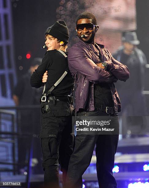 Justin Bieber and Usher perform at Madison Square Garden on August 31, 2010 in New York City.
