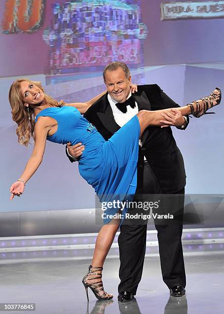 Lili Estefan and Raul de Molina attends Univision "Mira Quien Baile" press event at Univision headquarters on September 1, 2010 in Miami, Florida.