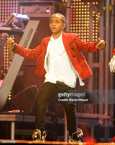 Jaden Smith performs with Justin Bieber at Madison Square Garden on August 31, 2010 in New York City.