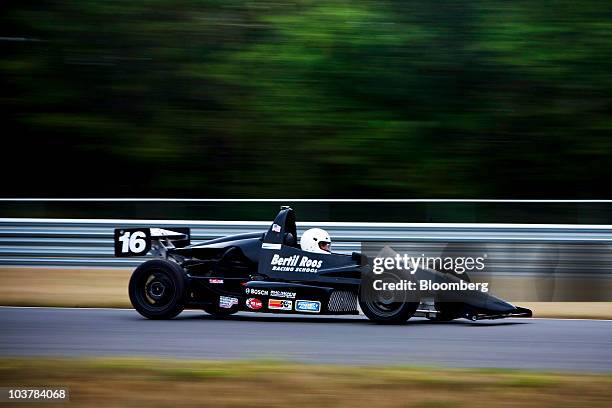 Formula 2000 Racing Project Indy Photos and Premium High Res Pictures - Getty Images