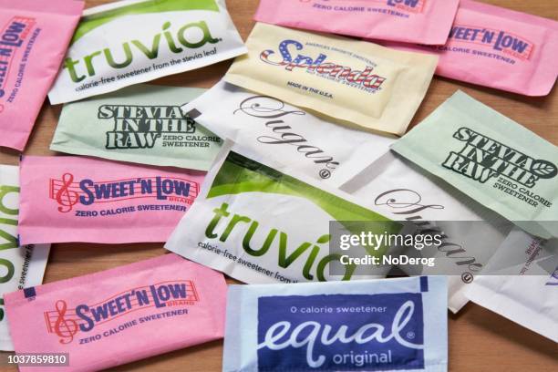 artificial and natural sweeteners - stevia stock pictures, royalty-free photos & images