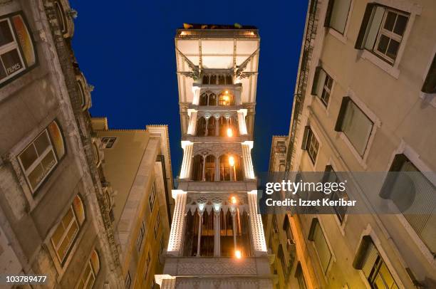 elevador de santa justa, baixa. - elevador de santa justa stock-fotos und bilder