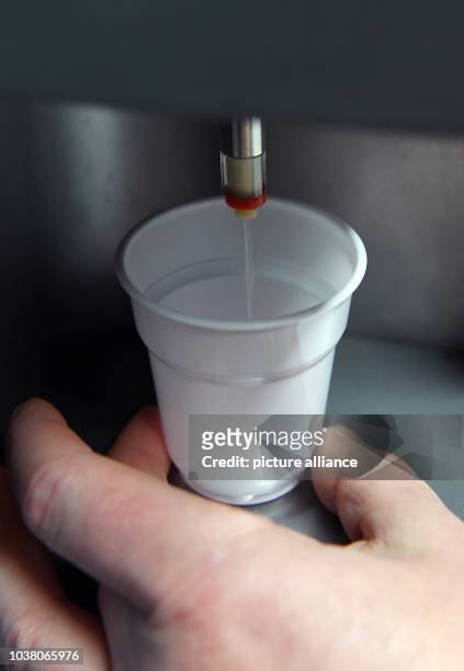 Methadone machine fills up a dosis at a medical praxis in Karlsruhe, Germany, 25 January 2017. The supply of substitutes like methadone for severely...