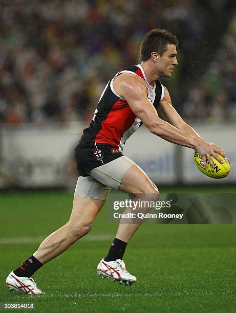 Sam Fisher of the Saints kicks during the AFL Second Qualifying Final match between the Geelong Cats and the St Kilda Saints at Melbourne Cricket...