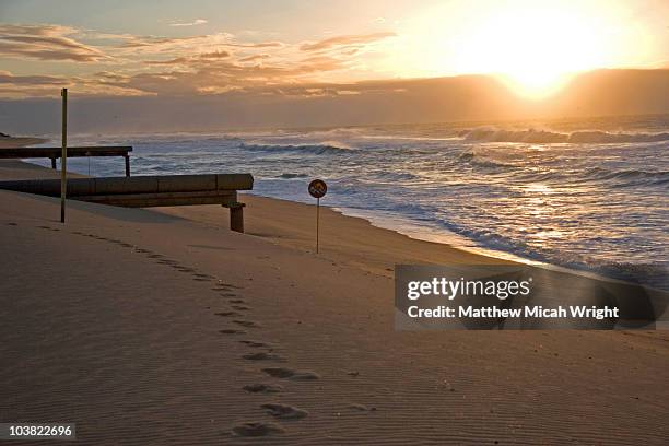 ansteys beach at sunset. - kwazulu natal stock pictures, royalty-free photos & images