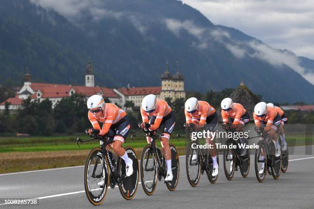 Chantal Blaak of The Netherlands / Karol-Ann Canuel of Canada / Amalie Dideriksen of Denmark / Christine Majerus of Luxembourg / Amy Pieters of...