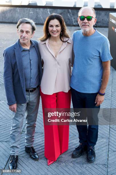 Actor Alfredo Castro, actress Andrea Frigerio and actor Dario Grandinetti attend 'Rojo' photocall during 66th San Sebastian Film Festival at Kursaal...