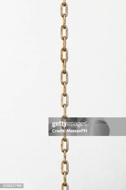 sixteen links of an old chain - chain object imagens e fotografias de stock