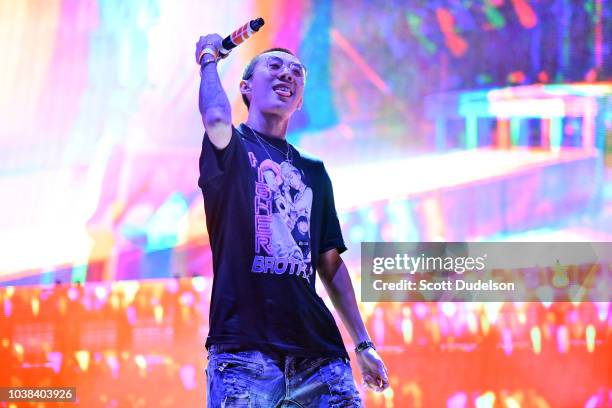 Melo Racks The Rapper 1,418 Head In The Clouds Festival Stock Photos, High-Res Pictures, and ...