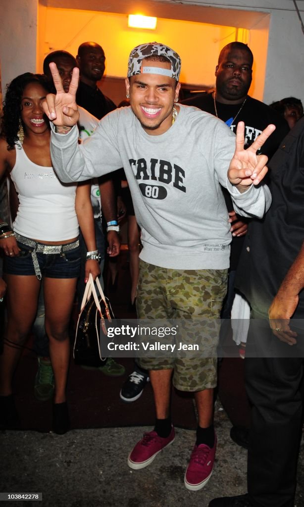 Chris Brown Hosts The 400 Club At LUX