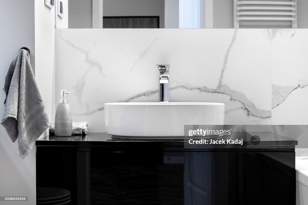 Modern bathroom