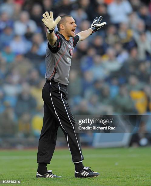 Albil 18 Damian Albil Photos & High Res Pictures - Getty Images