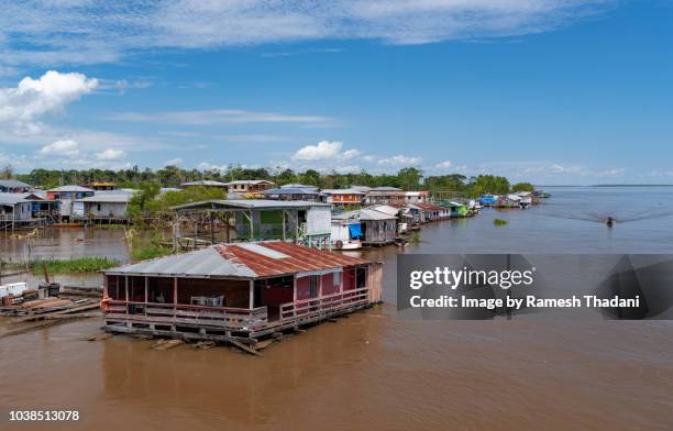 floating houses on the amazon river - brazil village stock pictures, royalty-free photos & images