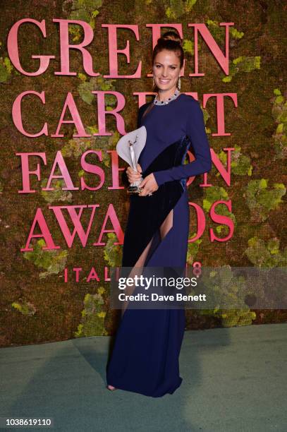 Cameron Russell, winner of The Changemaker Award, poses backstage at The Green Carpet Fashion Awards Italia 2018 at Teatro Alla Scala on September...