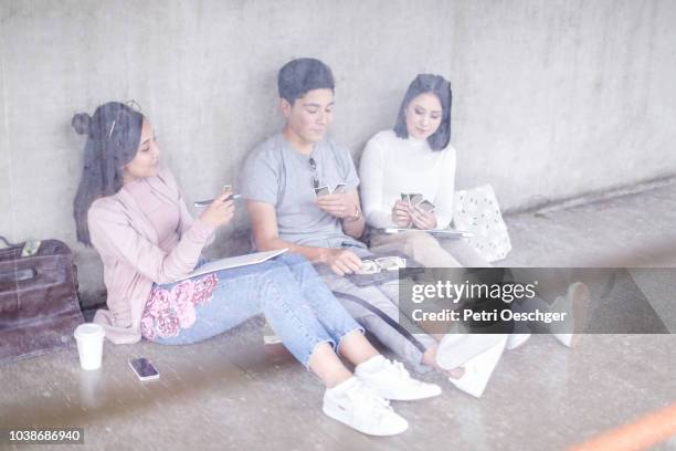 Break Between Class University Students Having A Break Between Classes Stock-Foto - Getty ...