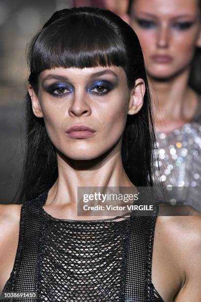 Model Genevieve Potgieter walks the runway at the Julien Macdonald Ready to Wear Spring/Summer 2019 fashion show during London Fashion Week September...