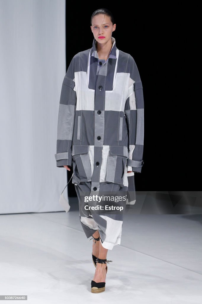 CHALAYAN - Runway - LFW September 2018